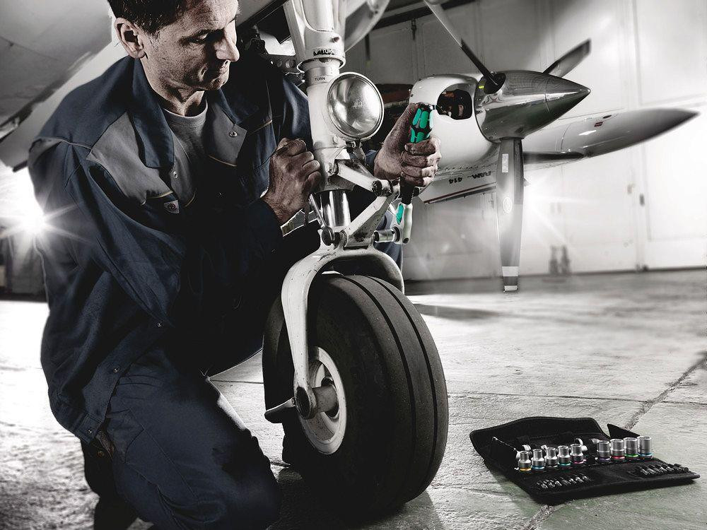 Набор торцевых головок с трещоткой, удлинителем 1/4