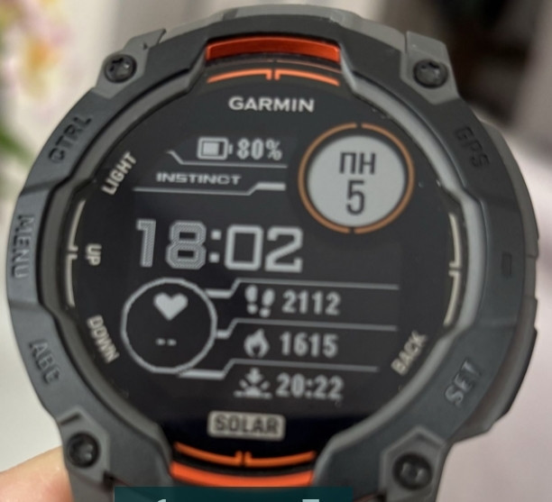 Смарт -Часы Garmin Instinct 3 50mm Solar Black with Charcoal Band Киев - изображение 3