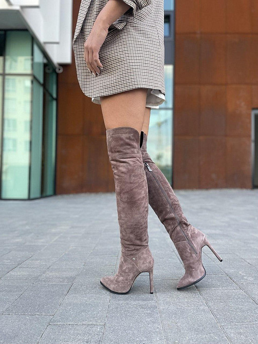 Nivelle Ботфорты женские NIVELLE капучино натуральная замша высота 50см каблук 10.5см обхват го Коломыя - изображение 4