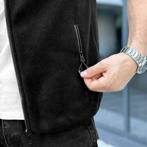 Чоловіча чорна флісова жилетка Pobedov Wolf Київ