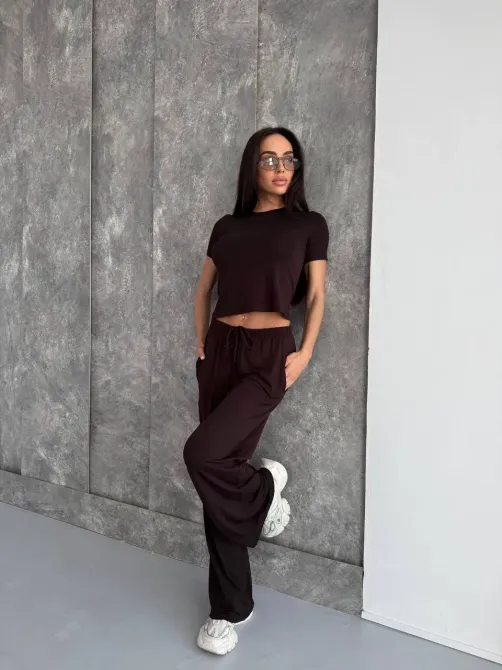Женский костюм из вискозы с индейкой — базовый комплект футболка + брюки Одесса - изображение 18