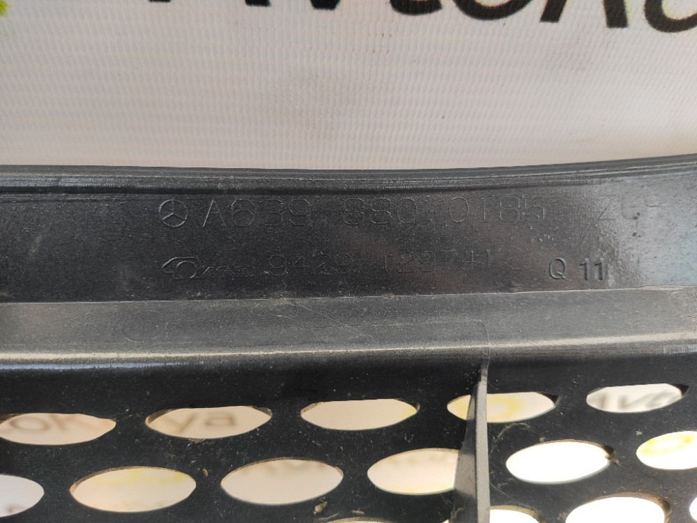 Решітка бампера/радіатора Mercedes Vito w639 2003-2009 (A6398800185) Ковель - изображение 3