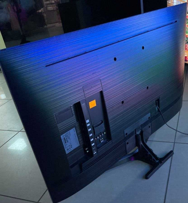 Телевізор Безрамний: Samsung 50", Smart 4K UHD, 50RU7450 Харків - фото 8