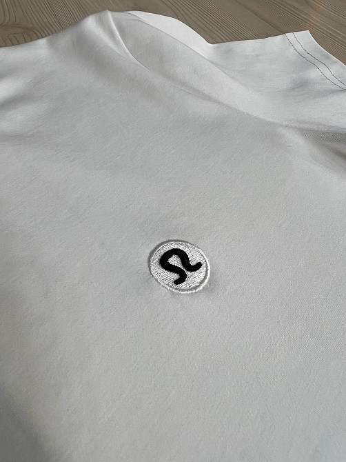 Футболка женская A-N 26048 базовая средняя длина классическая вышивка омега, белый, one size Киев - изображение 20