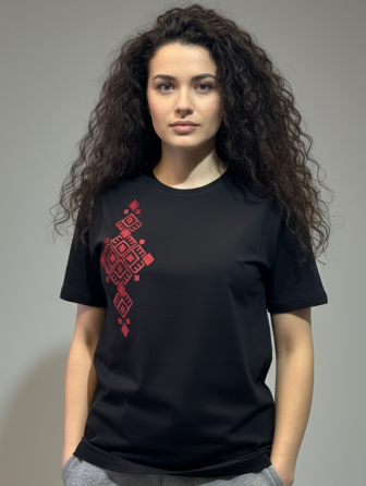 Жіноча футболка вишиванка з геометричним бордовим орнаментом з одного боку M Київ