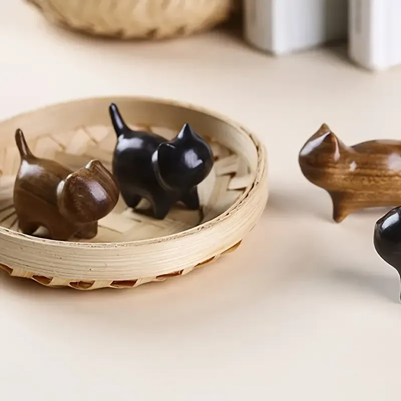 Фігурка чорного кота з сандалового дерева — дерев’яний сувенір, талісман, декор Київ - фото 4