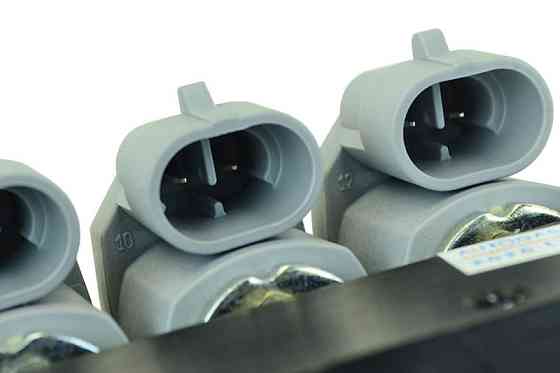 Форсунка Ом планка 4 циліндри (сірі) (штуцера в колектор, з калібрувальними штуцерами) 2 Мукачево