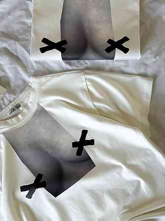 Жіноча стильна оверсайз футболка з пікантним малюнком турецький кулір Одеса