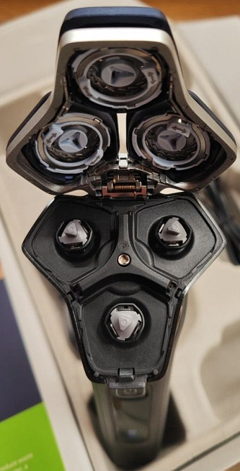 Электробритва Philips shaver norelco 7200 Киев - изображение 4