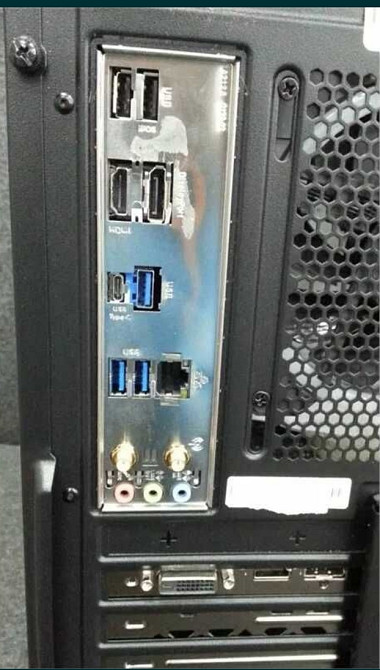 Компьютер Ігровий CyberPower PC ET8071-3966 C Series Gaming PC 500GB i5-11400F 8GB Win11Home Київ - фото 3