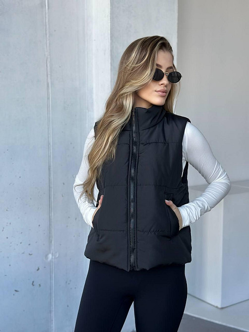 Жіноча тепла жилетка на блискавці плащівка емі на силіконі Чорний, 46/48 Одеса - фото 1