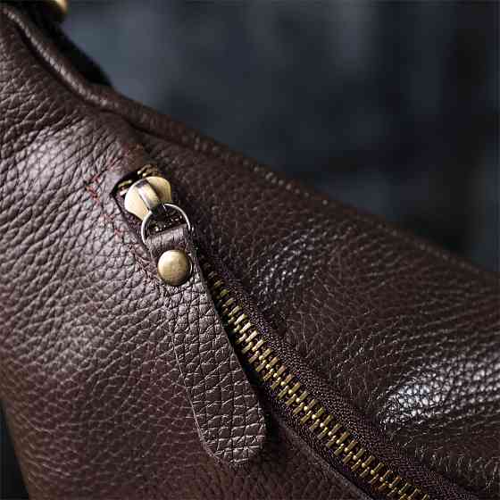 Стильна сумка бананка із зернистої натуральної шкіри Коричневий (SHVIGEL) Київ