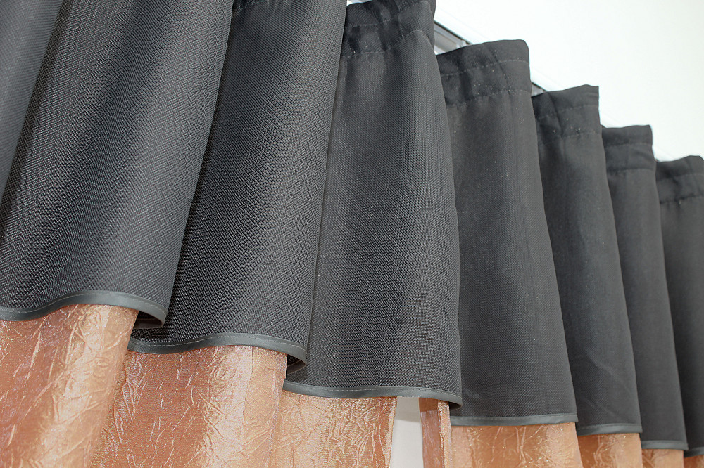 Кухонные шторы VR-Textil № 073к с ламбрекеном и подхватами персиковый с графитовым 270х170 см (52-0181) Киев - изображение 5