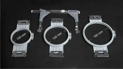 Швейная машина Brother Zestaw Trzech Okrągłych Tamborków Z Uchwytem Do Hafciarki PR-1000 (PRPRFK1) Киев