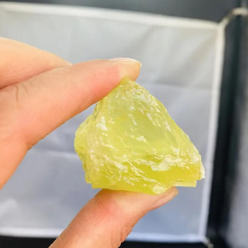 Натуральный кристалл цитрина, размер 5 см. Необработанные кристаллы цитрина. Камень для балансировки Киев - изображение 3