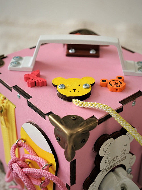 Маленький Бізікуб 15*15*15 Рожевий дитячий розвивальний куб міні Бізикуб для дівчинки Бізіборд Тернопіль - фото 6