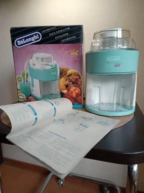 Компактная центробежная соковыжималка De'Longhi. Новый. Днепр - изображение 1