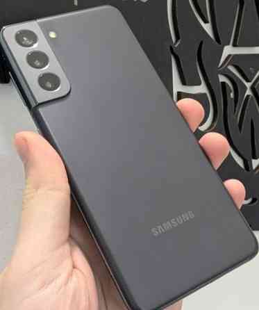 Смартфон: Samsung Galaxy S21 5G 128Gb. Київ