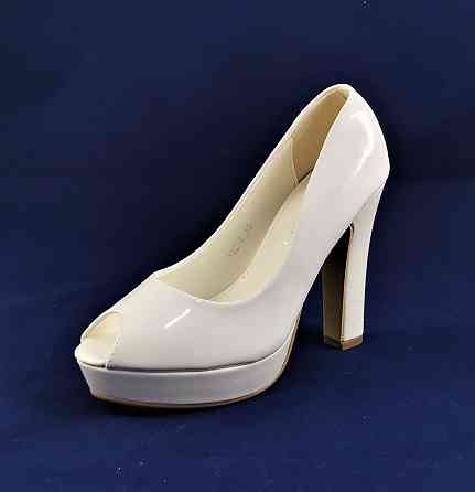 Жіночі Білі Туфлі на Кабуці Лакові моделі (розміри: 37) - 02-2 Дніпро