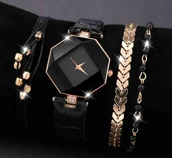 Подарунковий набір для жінок 1 наручний годинник з 3 браслетами чорний Київ