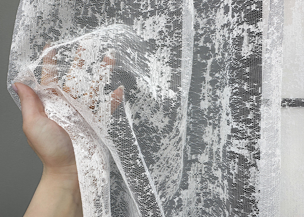 Короткая тюль, высота 1,5 м., жаккард 