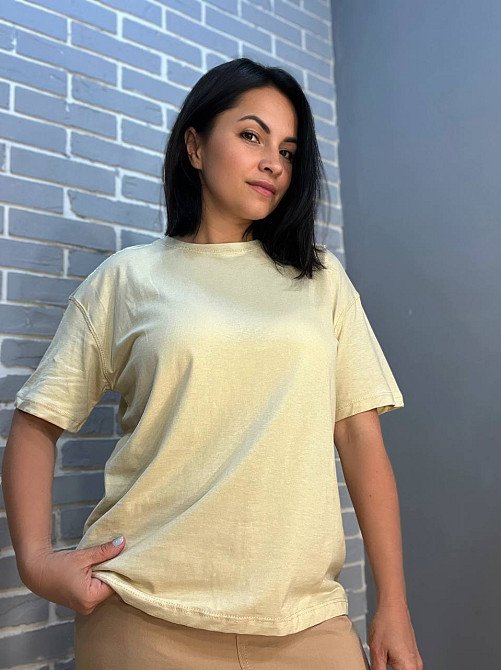 Футболка жіноча Pepper&mint CB24-22 базова середня довжина вишивка на плечі бежева, бежевий, L Київ - фото 1