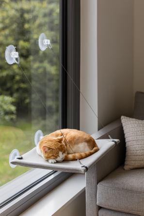 Лежак Trixie для вікна з кріпленнями велюр 50 х 30 см сірий Київ