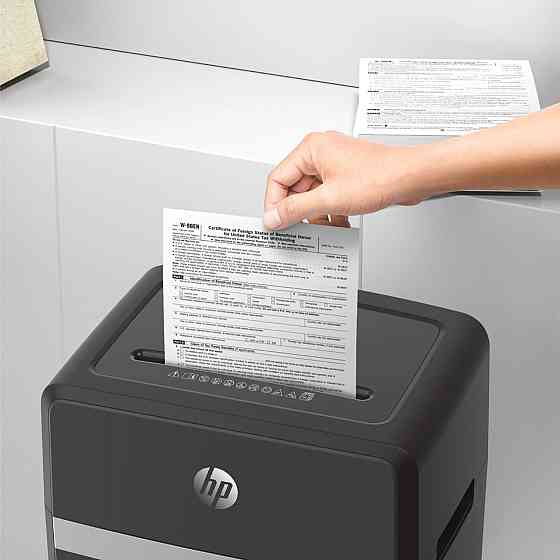 Знищувач документів HP Pro Shredder 24CC, A4, 80g х 24 листів, 4*35, 30 л., P-4 Винница