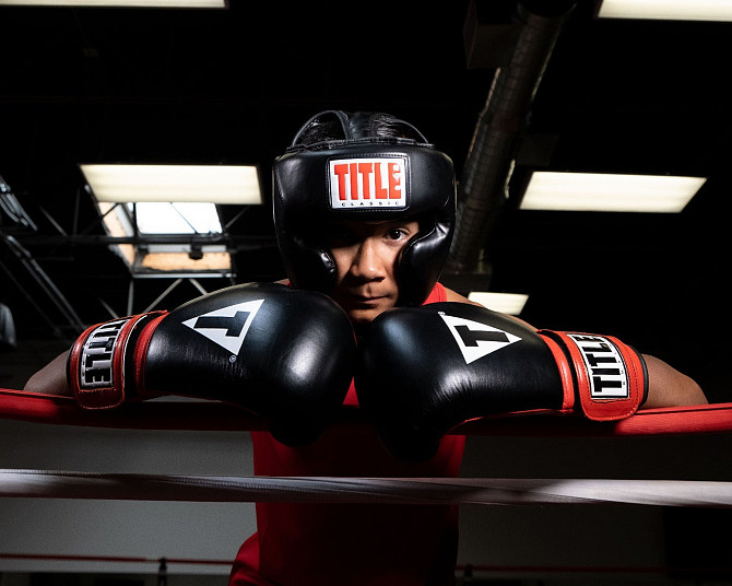 Боксерський шолом TITLE Classic Full Coverage Training Headgear 2.0 Black L (капа в комплекті) Кам'янське - фото 7