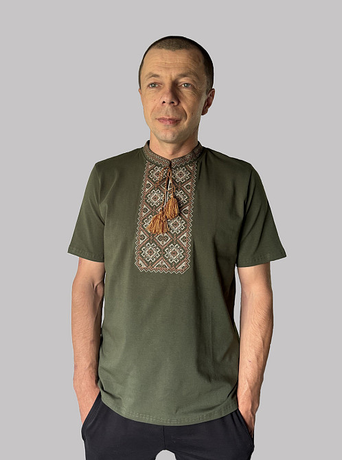 Чоловіча футболка вишиванка хакі з коричневим орнаментом 2XL Київ - фото 1