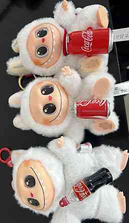МУЗИЧНА Labubu Лабубу Кока Кола м'яка іграшка-брелок. Киев