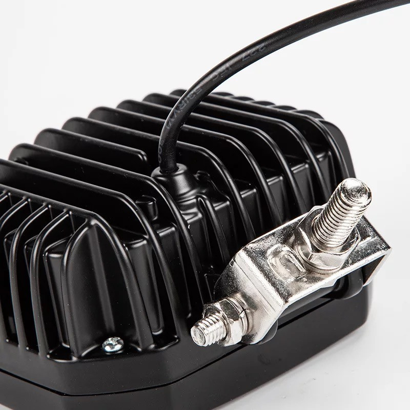 Світлодіодна LED фара 48 Вт (3 Вт*16ламп) (10.5х10.5х5см) LED квадратна фара на авто, трактор, автобус Харків - фото 4