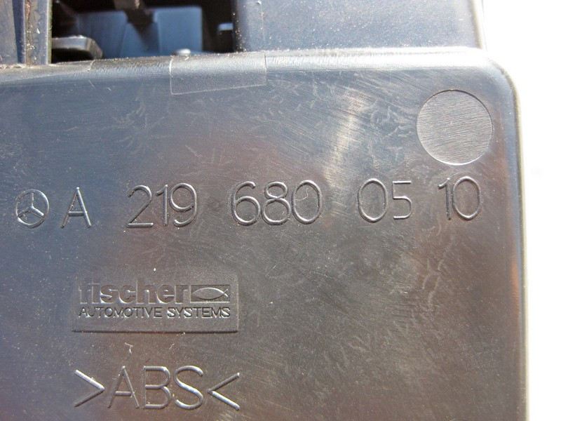 Mercedes-Benz  A2196800510 Вставка у підлокітнику під мобільний телефон CLS C219 Одеса - фото 4