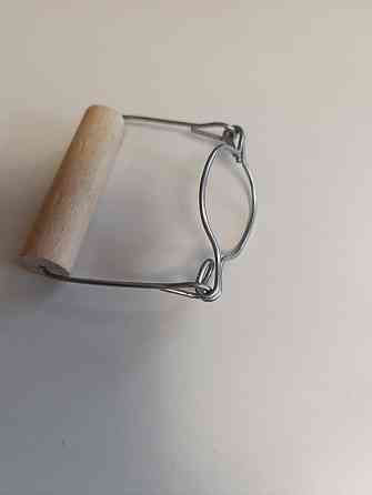 Ручка для переноски ПЭТ-бутылок 5-6 л деревянная с металлической горловиной – держатель для бутылей воды 1шт Харьков