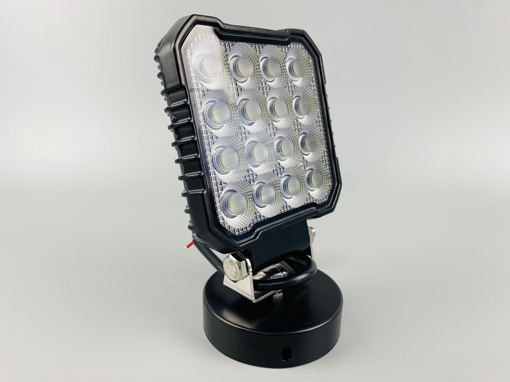 Фара квадратна (64 led діода) IP67 led chip 3030, алюмінієвий корпус, кріплення Мукачево - фото 4