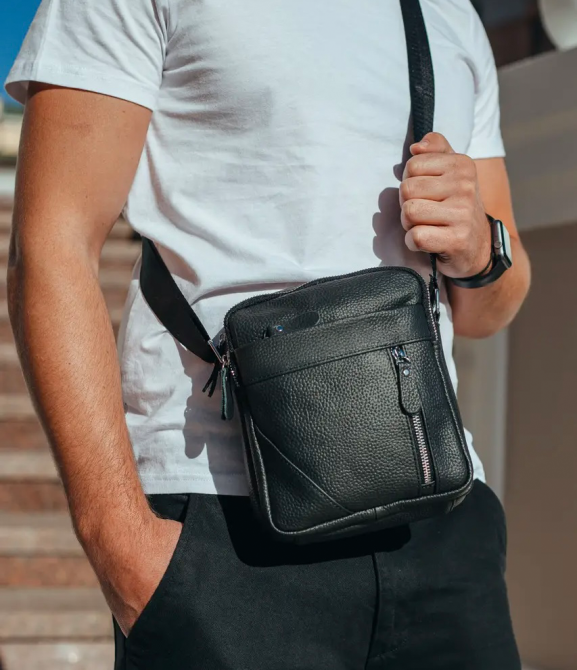 Чоловіча шкіряна сумка через плече 18х21х7, барсетка для документів Tiding Bag M38-10131A чорна Кам'янське - фото 6
