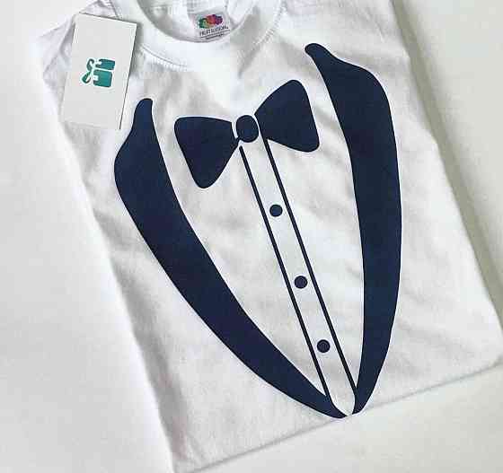 Біла чоловіча футболка з принтом Чернівці