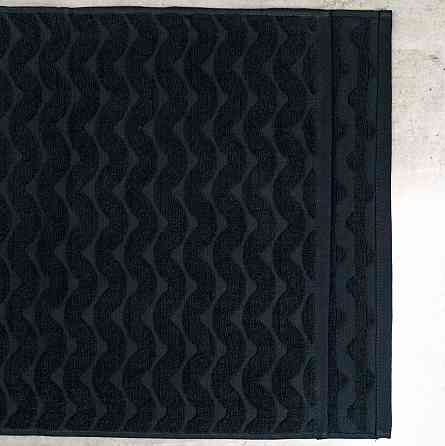 Махровое полотенце для лица и рук Жаккардовое Волна GM Textile 50х90см 500г/м2 (Черный) Сумы
