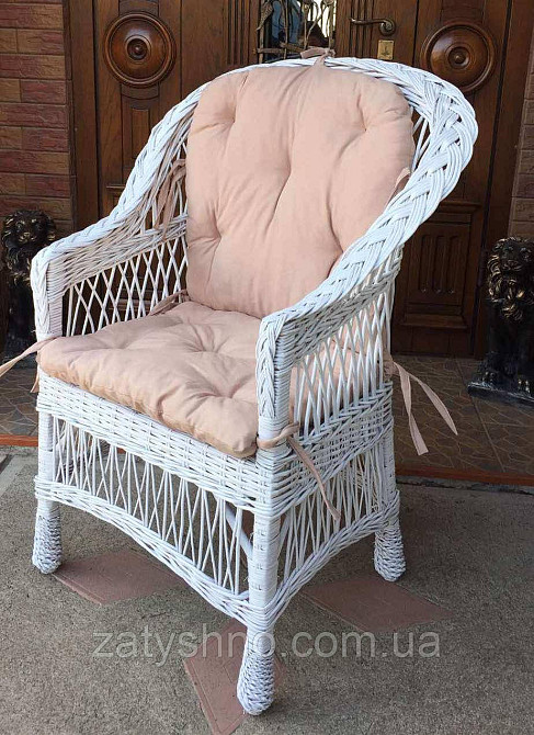 Крісло плетене з рожевою накидкою Київ - фото 5