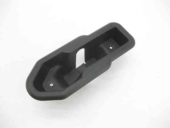 Mercedes-Benz  A1669242737 9051 Накладка петлі замка заднього сидіння зовнішня чорна GL/GLS X166 Одеса