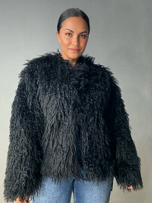 Шуба жіноча Lady Yep 10051 штучне хутро під ламу коротка чорна, чорний, M Київ - фото 1