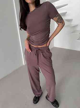 Женский базовый прогулочный костюм двойка: футболка и штаны натуральная вискоза Мокко, 46/48 Одесса