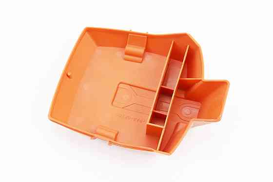 Кришка повітряного фільтра 362/365/372 Киев