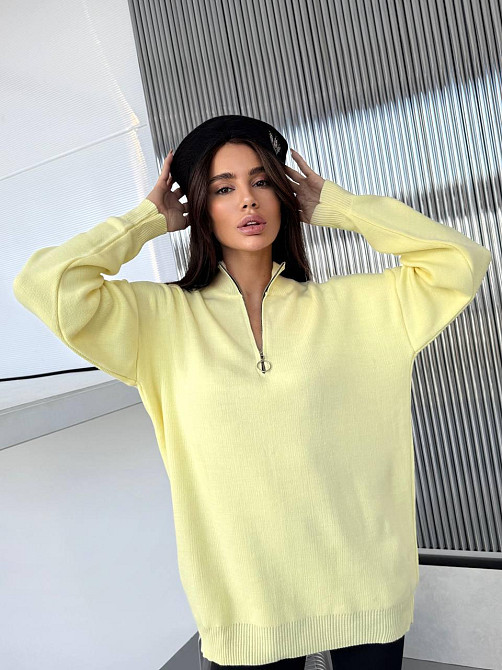 Жіночий стильний подовжений оверсайз светр зі змійкою в'язання 50% котон/50% акрил Лимонний Одеса - фото 9