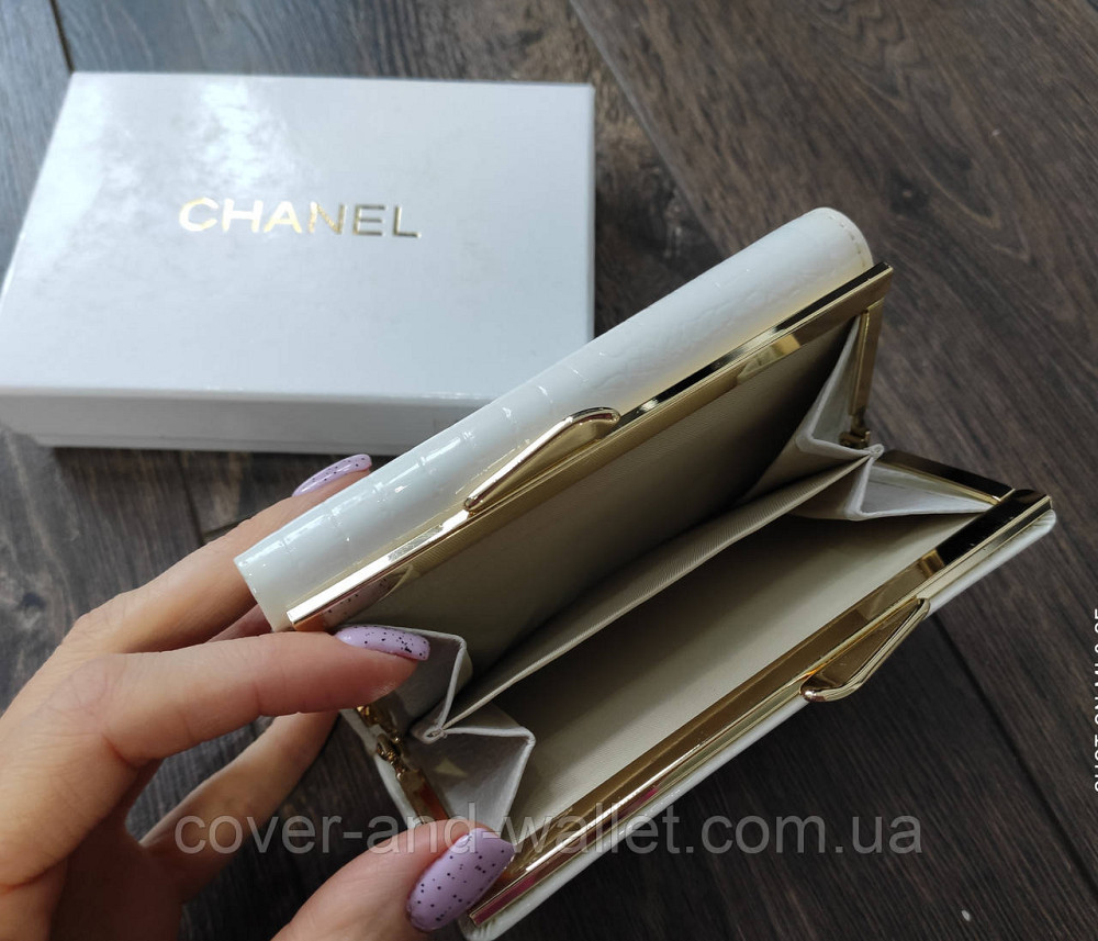 Компактный женский кошелёк под кожу крокодила белого цвета CH 8003 Киев - изображение 7