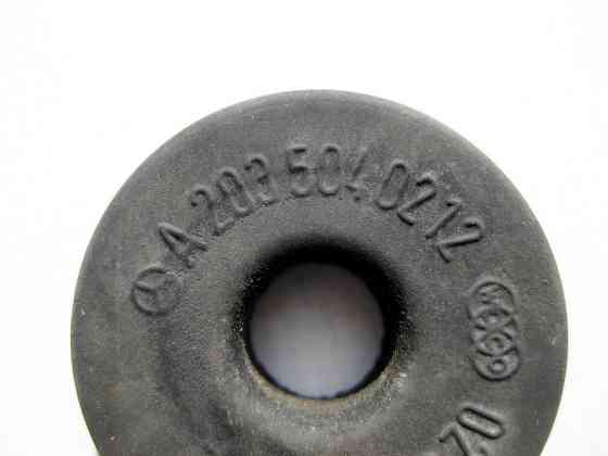 Mercedes-Benz  A2035040212 Гумовий буфер кріплення розширювального бачка ОЖ ML W164 GL X164 GLE W166 GLS X166 C-Class W203 R-Class W251 Одеса