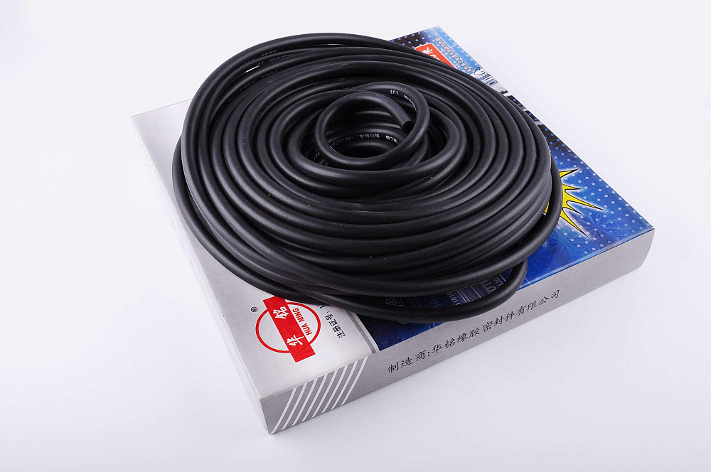 Паливний шланг Ø4mm, 20 метрів (гумовий, чорний) Київ - фото 1