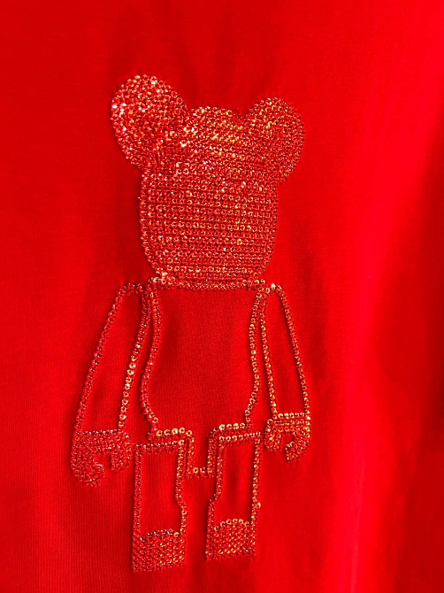 Футболка жіноча A-N 2396 оверсайз з ведмедиком та блискітками, червоний, one size Київ - фото 12