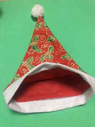 Новогодняя шапка с листочками блестящая для детей и взрослых - размер окружности около 56 см, текстиль Киев