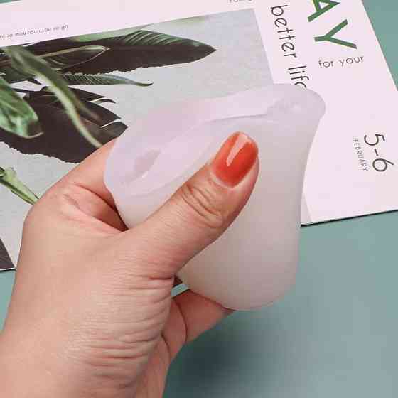 Молд силиконовый Заяц 73 на 65 мм белый Киев